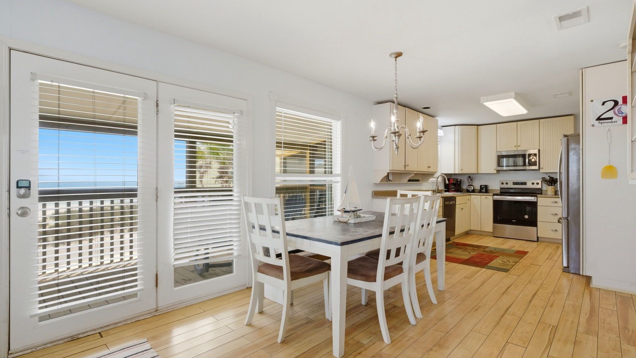 Photo of Patio Balcony in Surf Side Shores