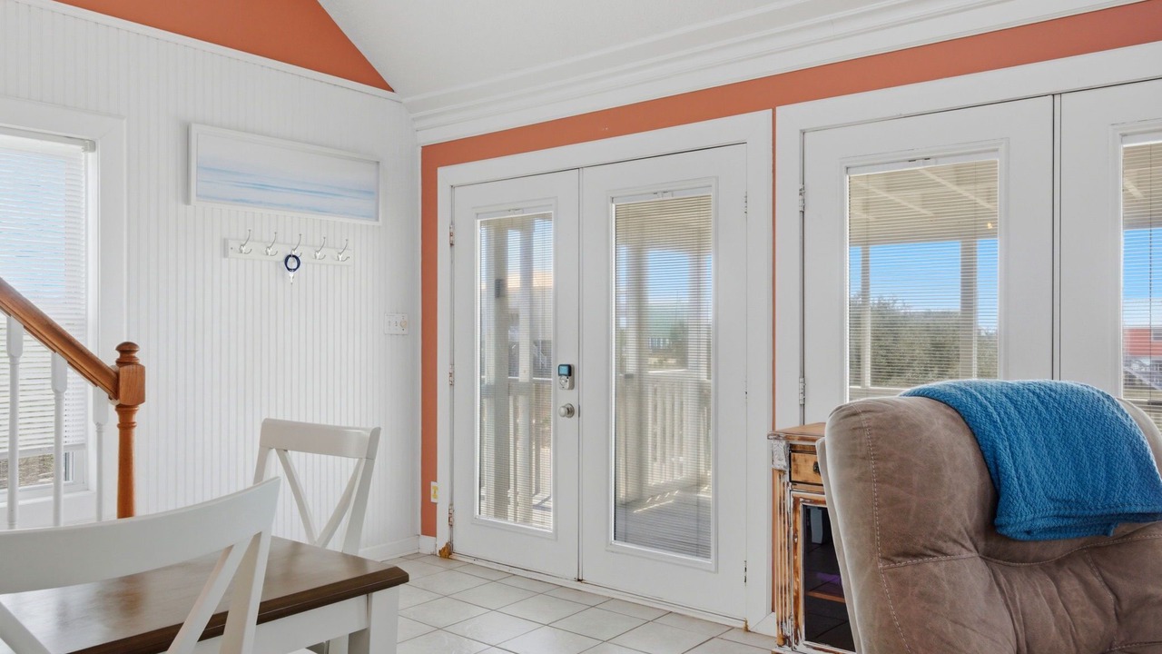 Photo of Patio Balcony in Surf Side Shores