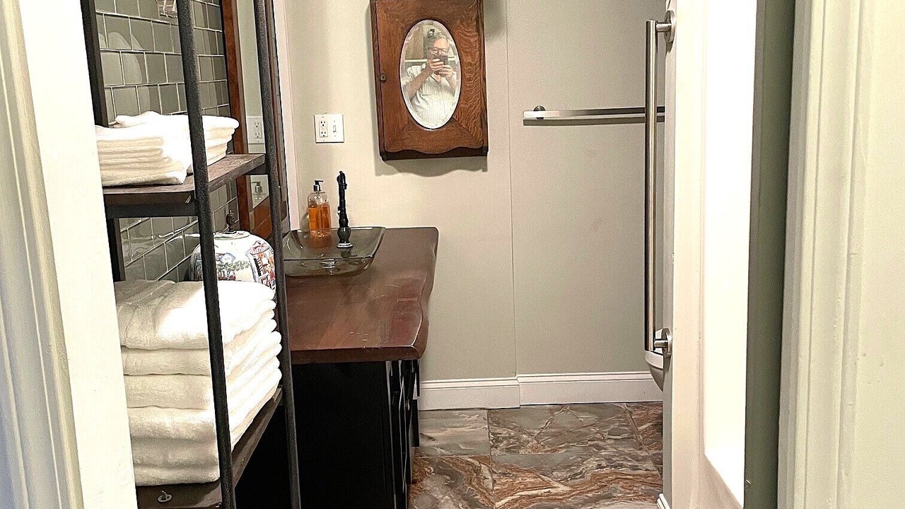 Photo of Bathroom in Central Business District