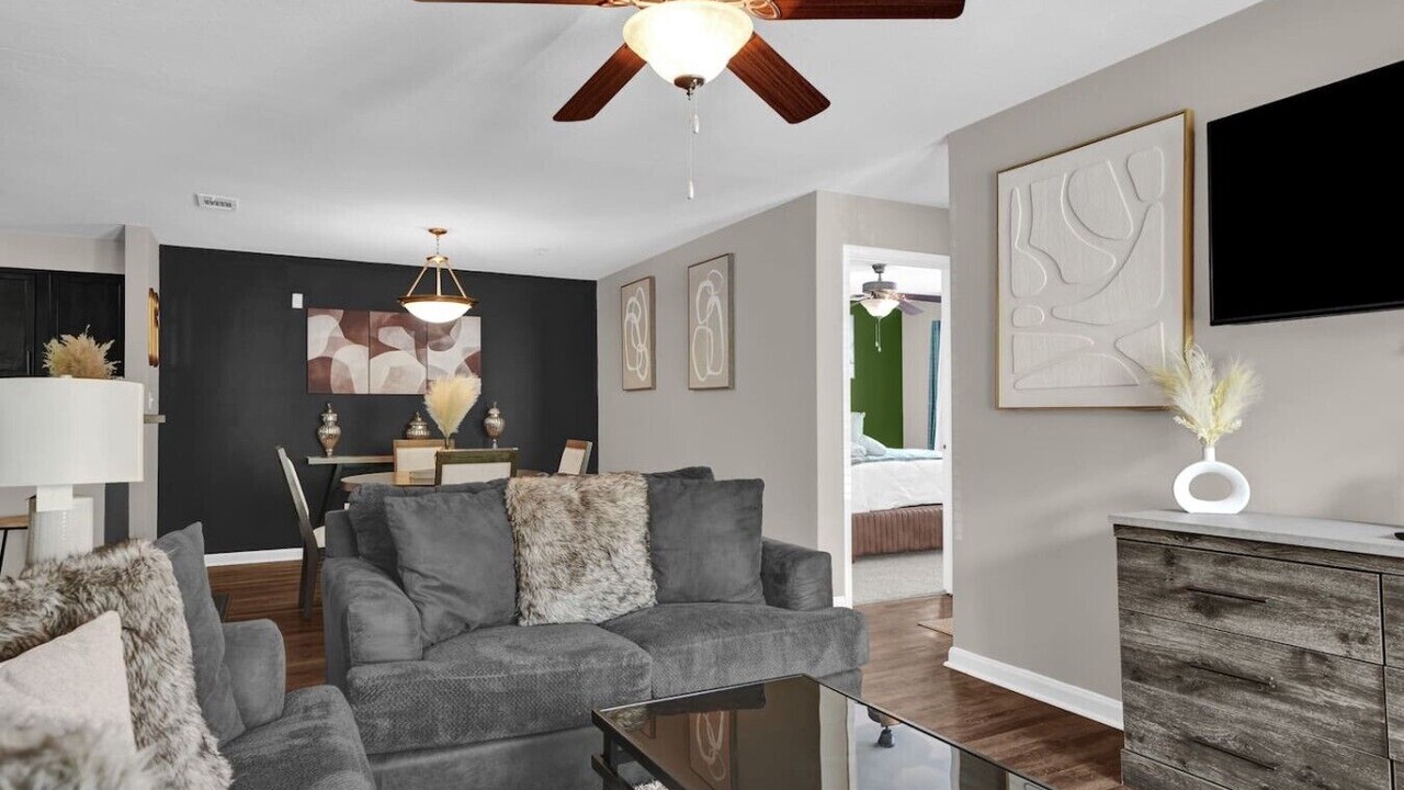 Photo of Livingroom in Crestline Heights