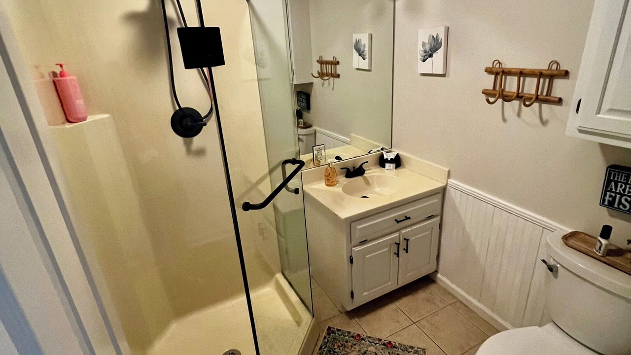 Photo of Bathroom in Crane Hill