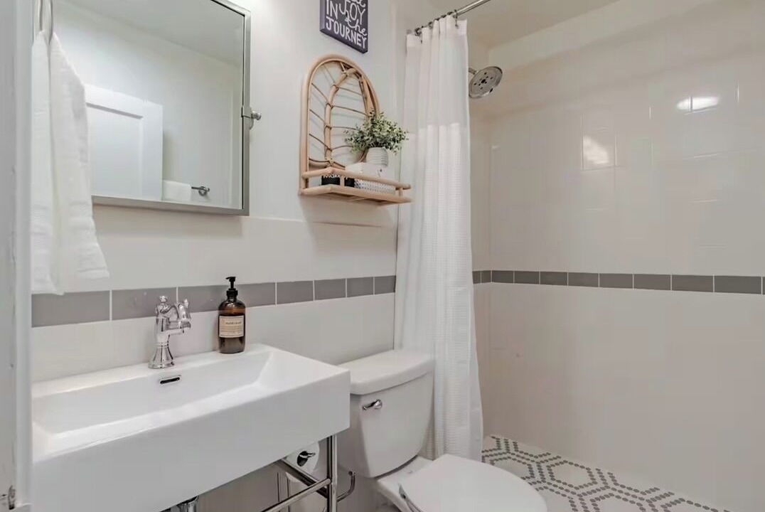 Photo of Bathroom in Hannon Park