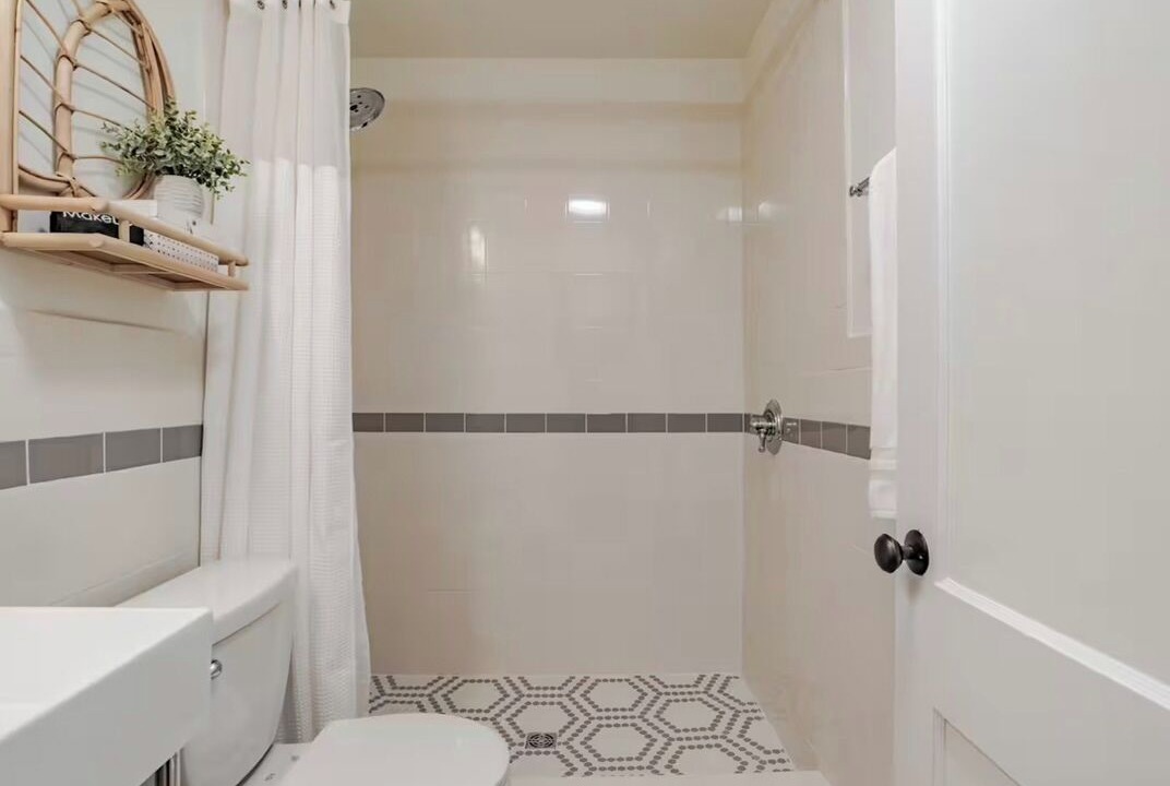 Photo of Bathroom in Hannon Park