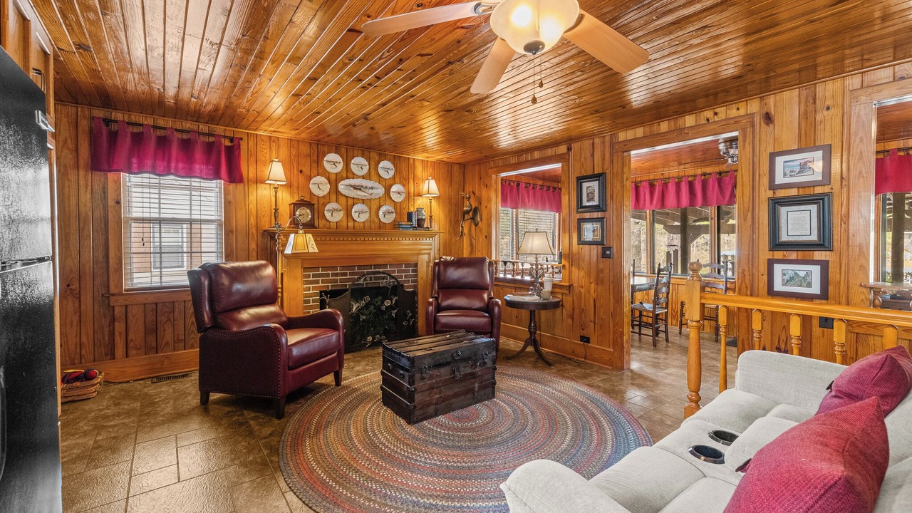 Photo of Livingroom in Clanton
