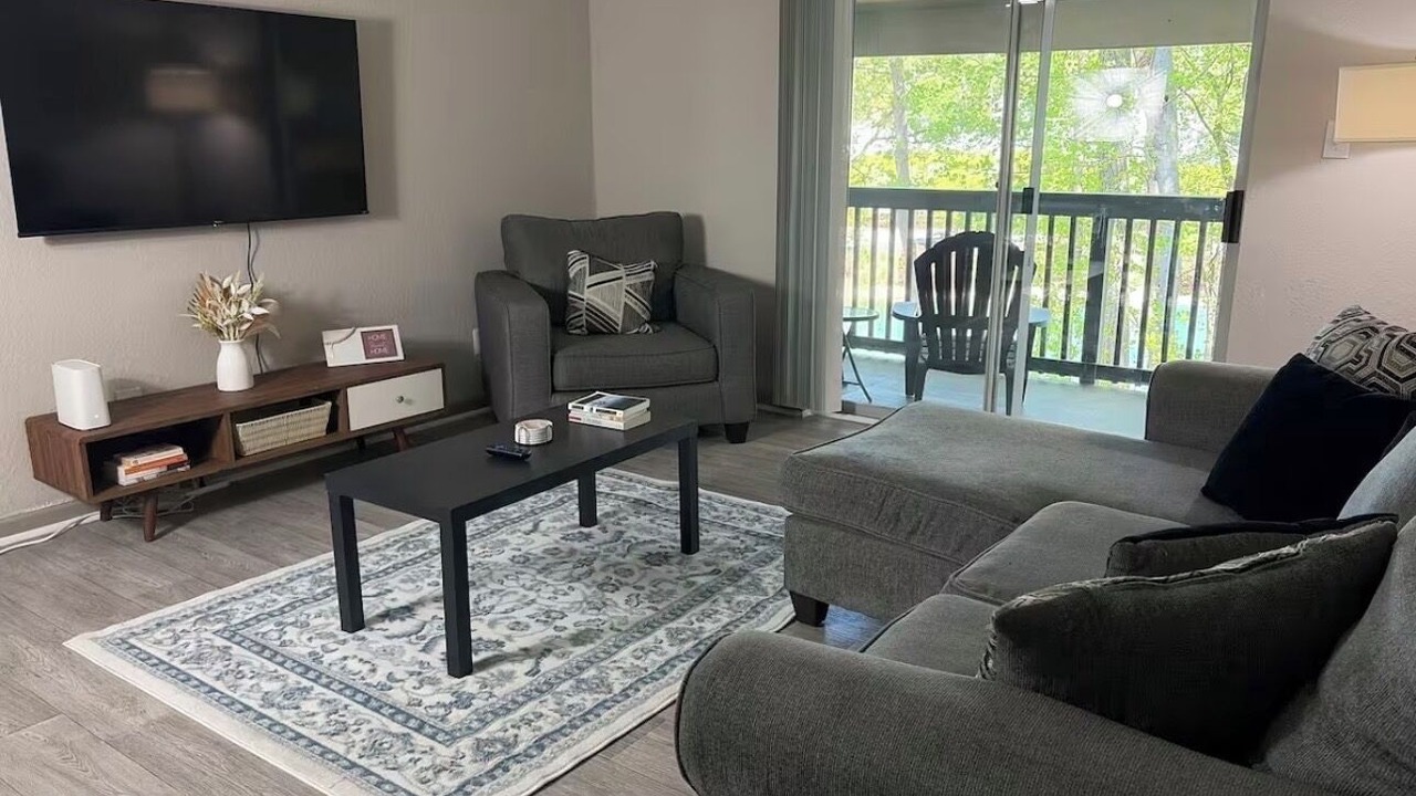 Photo of Livingroom in Smyrna