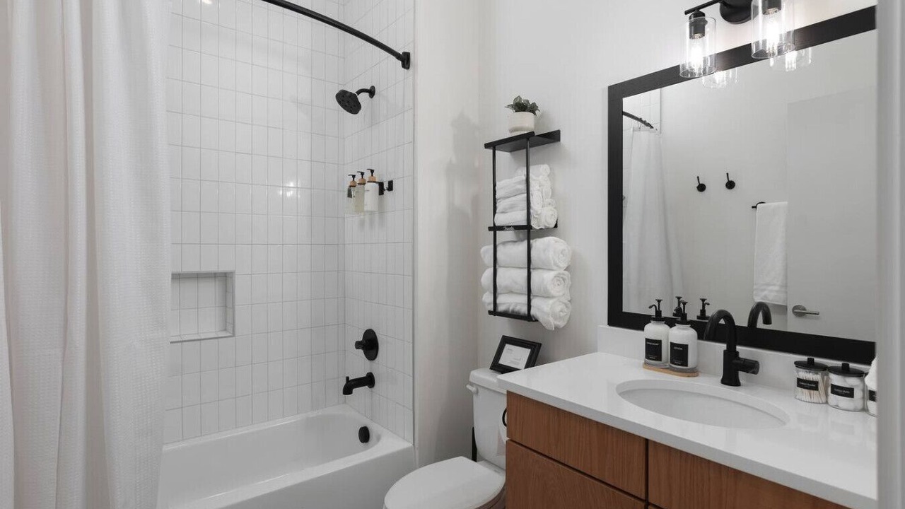 Photo of Bathroom in Talbot's Corner