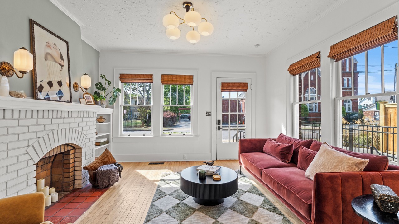 Photo of Livingroom in Huntsville