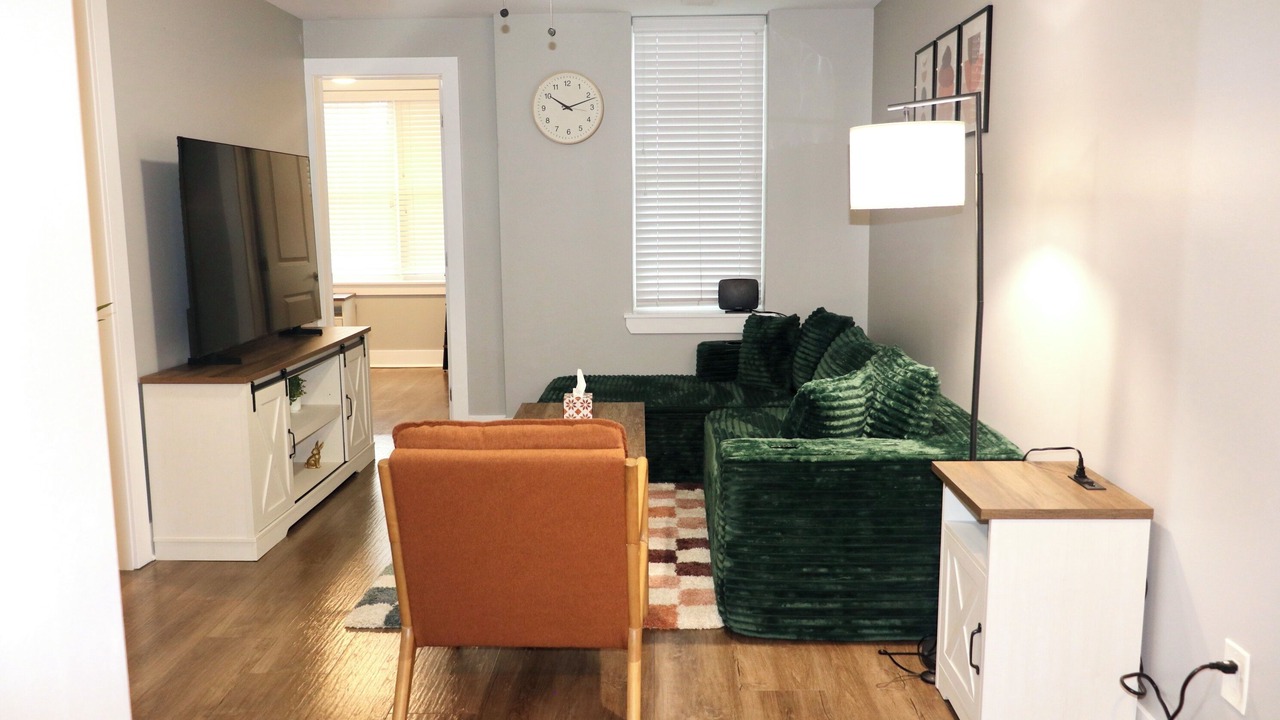 Photo of Livingroom in Midtown