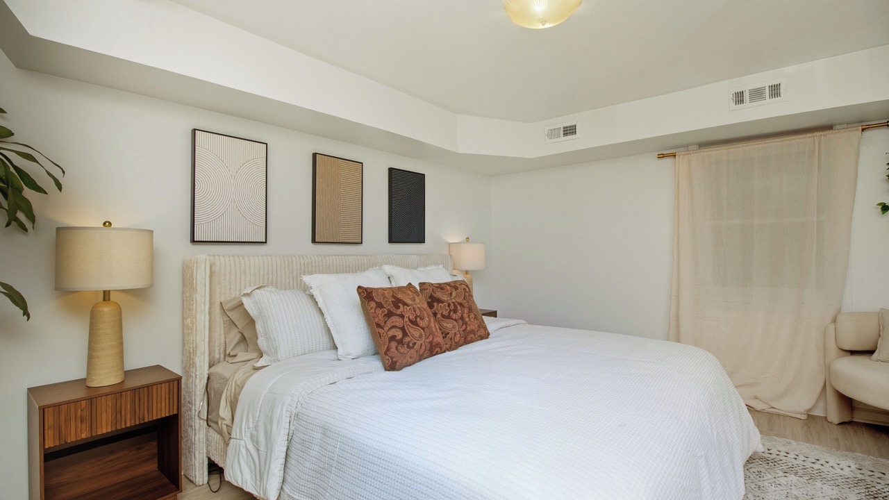 Photo of Bedroom in East Side