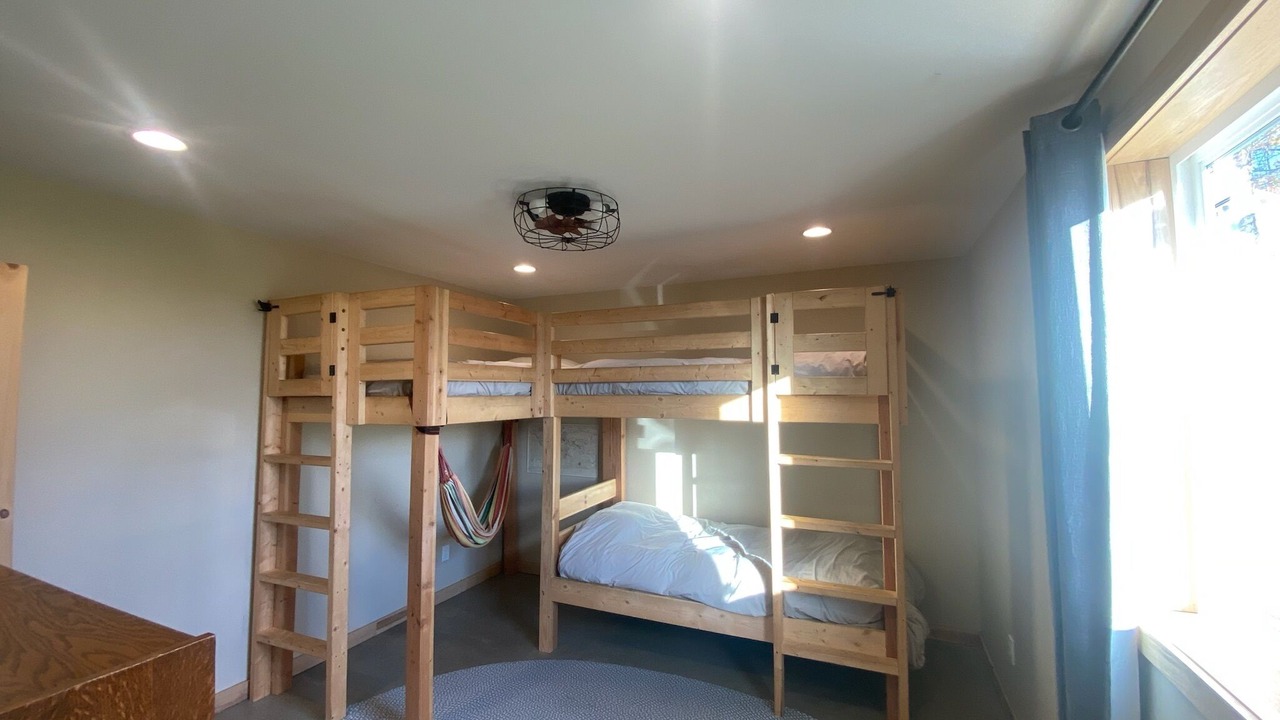 Photo of Bedroom in Herron