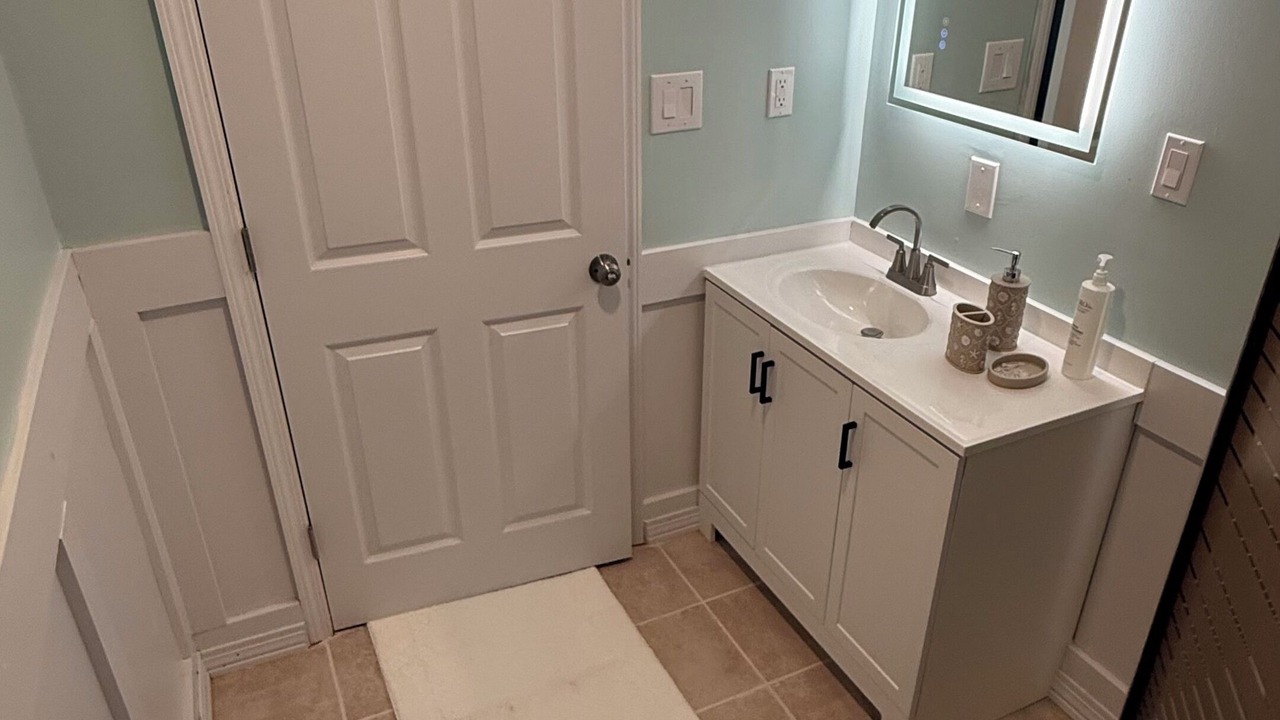 Photo of Bathroom in Theodore