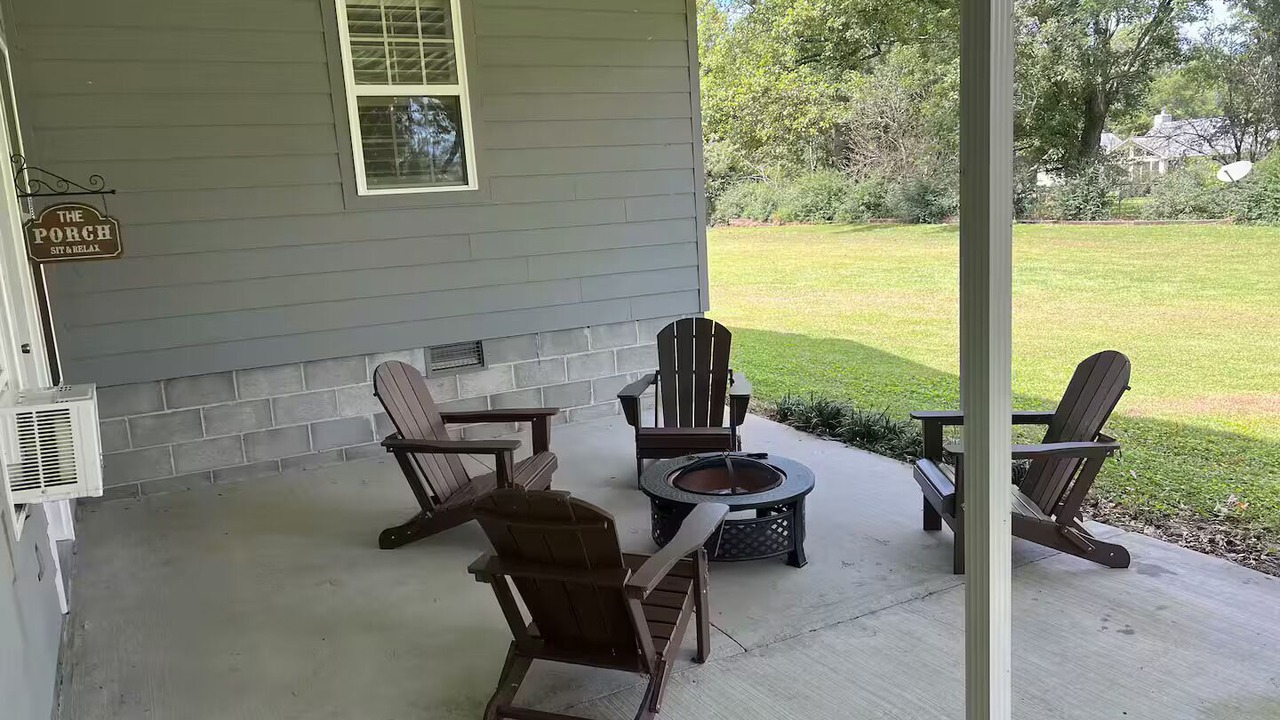 Photo of Patio Balcony in Guntersville