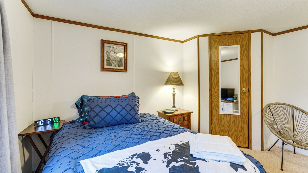 Photo of Bedroom in Romulus