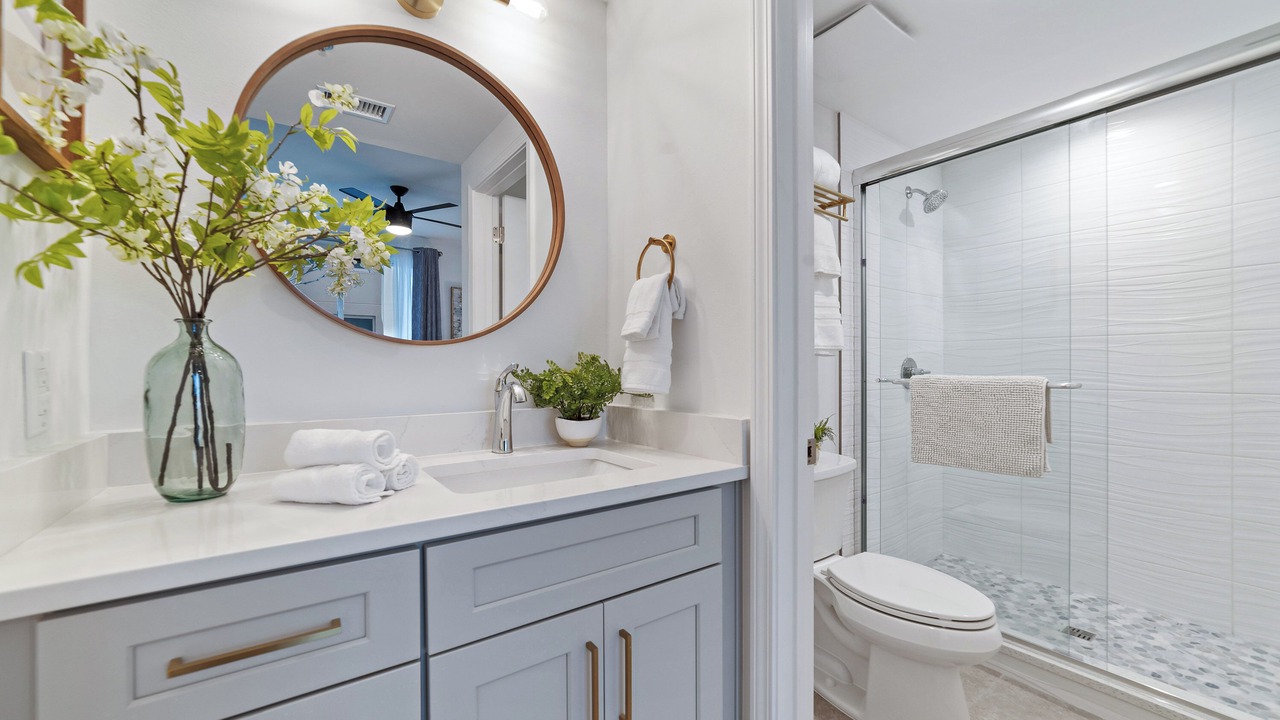 Photo of Bathroom in Orange Beach
