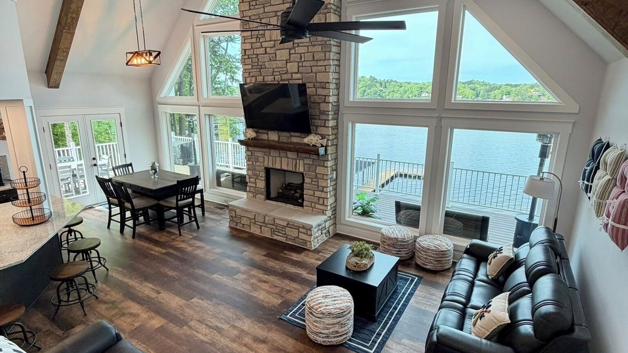 Photo of Livingroom in Rockford