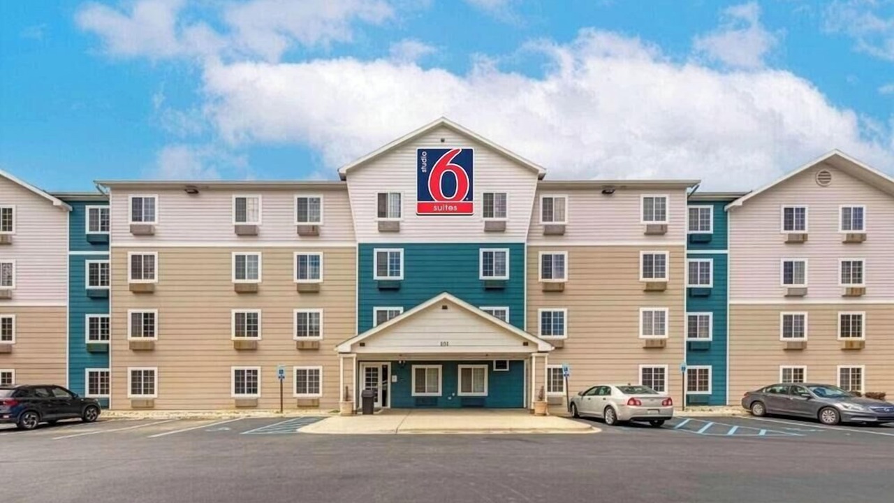 Photo of Outdoor in Pelham
