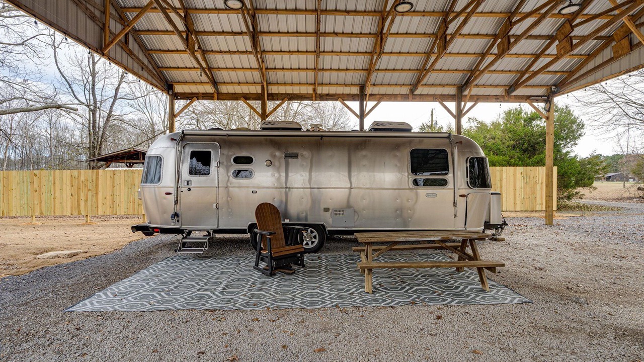 Photo of Outdoor in Centre