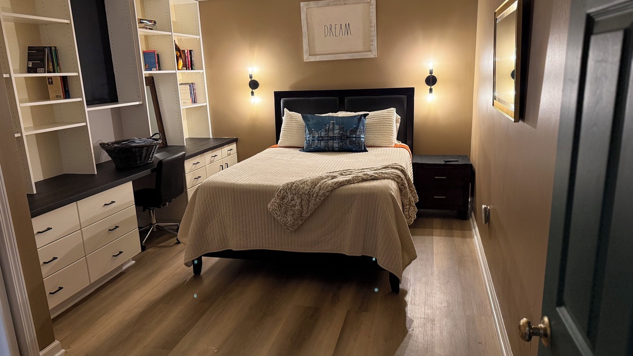 Photo of Bedroom in Cliftondale