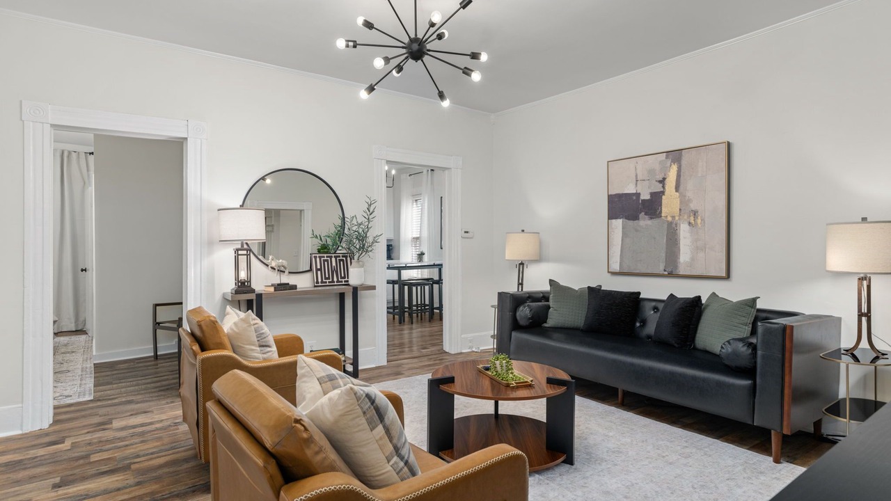 Photo of Livingroom in East Florence
