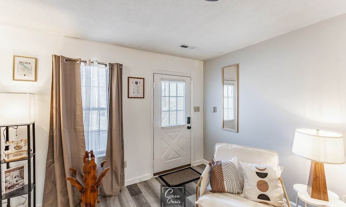 Photo of Livingroom in Decatur