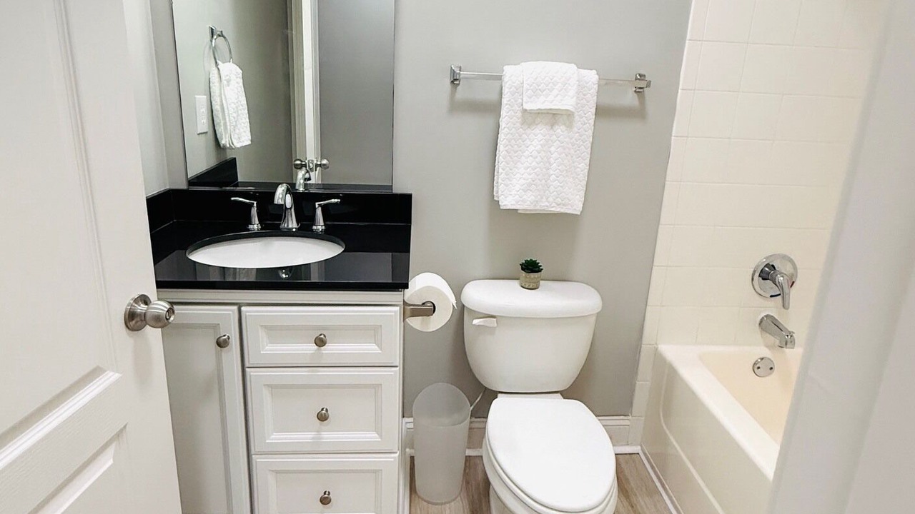 Photo of Bathroom in Tuscaloosa