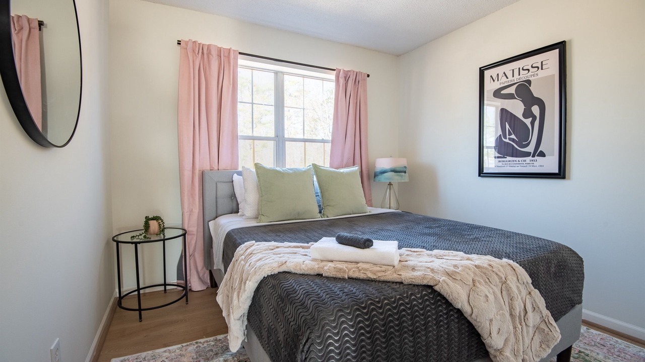 Photo of Bedroom in Meadowbrook