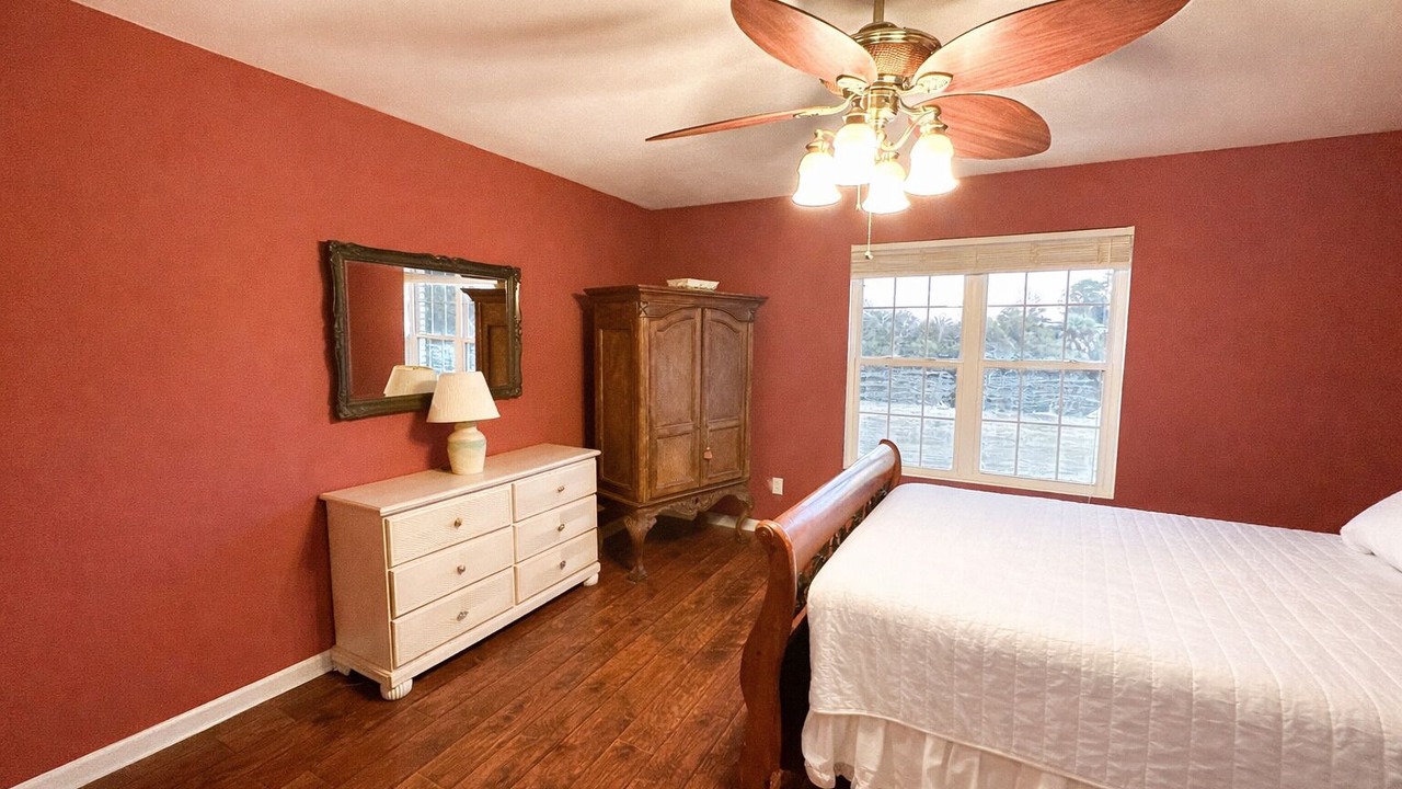 Photo of Bedroom in Grande Lagoon Lakes