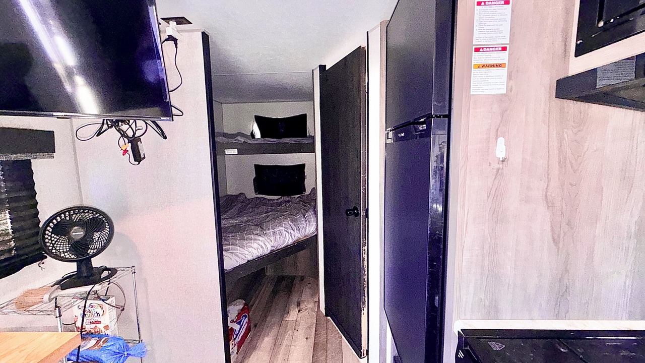 Photo of Bedroom in Oak