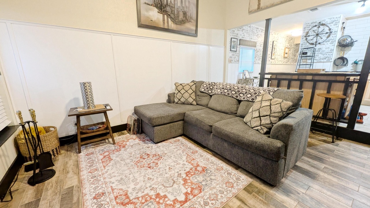 Photo of Livingroom in Myrtle Grove