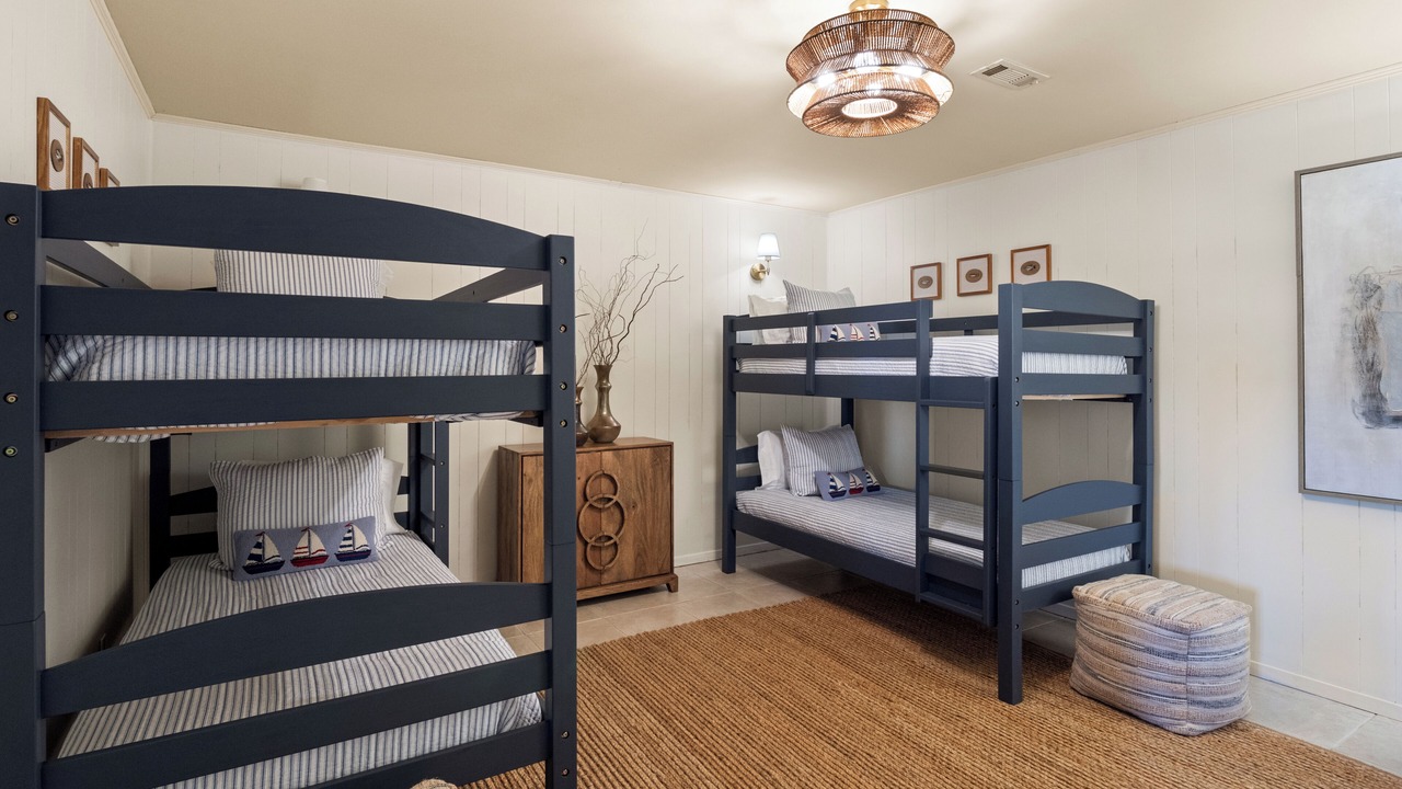 Photo of Bedroom in Crane Hill