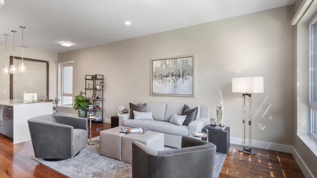 Photo of Livingroom in Midtown