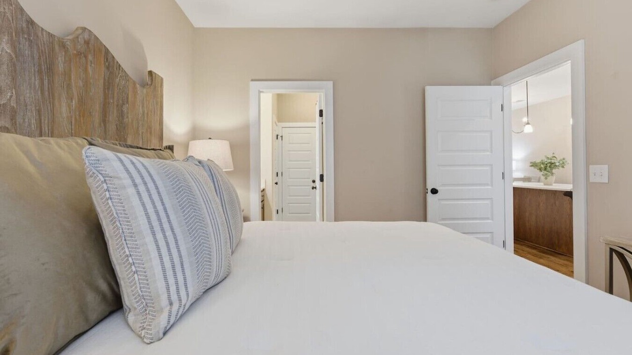 Photo of Bedroom in Hoover