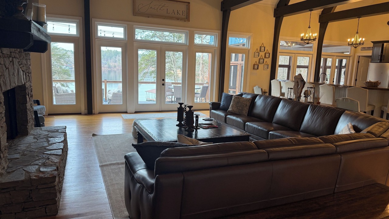 Photo of Livingroom in Crane Hill