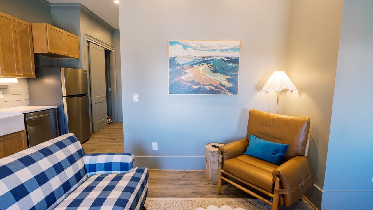 Photo of Livingroom in Jacksonville