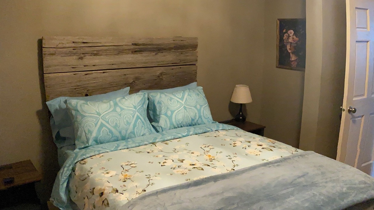 Photo of Bedroom in Lake Odessa