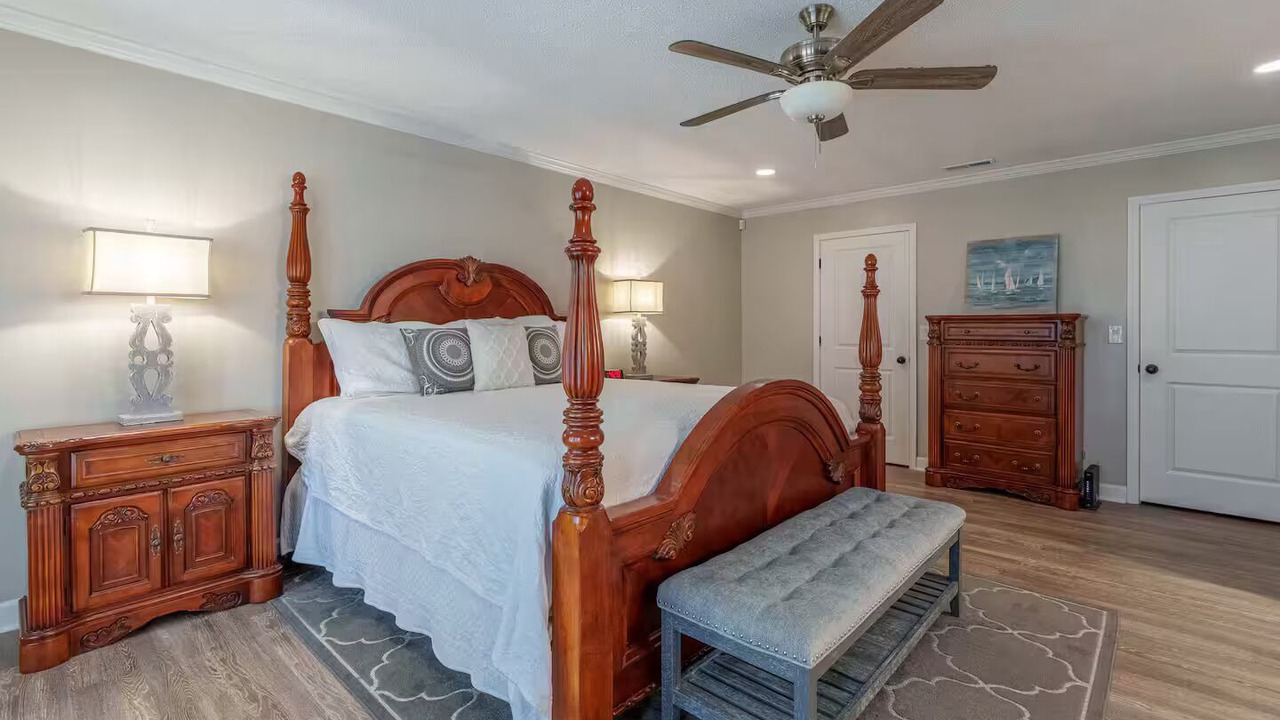 Photo of Bedroom in Muscle Shoals