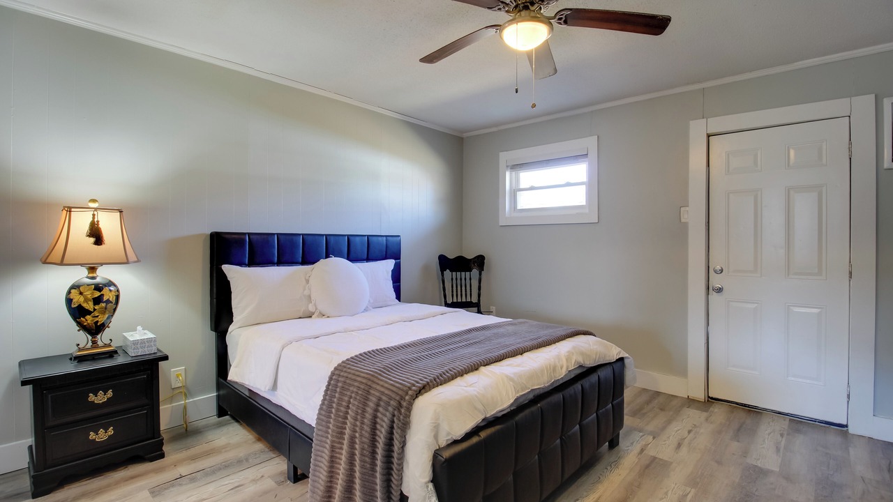 Photo of Bedroom in Huntsville