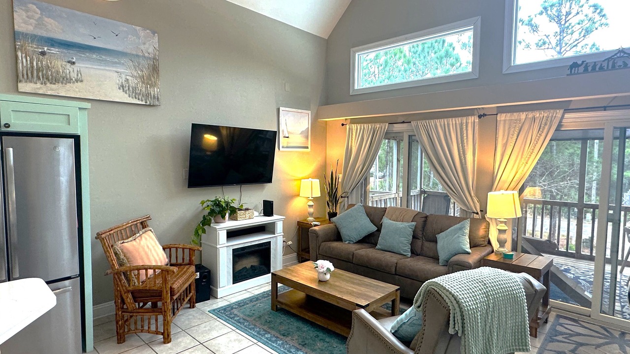 Photo of Livingroom in Surf Side Shores