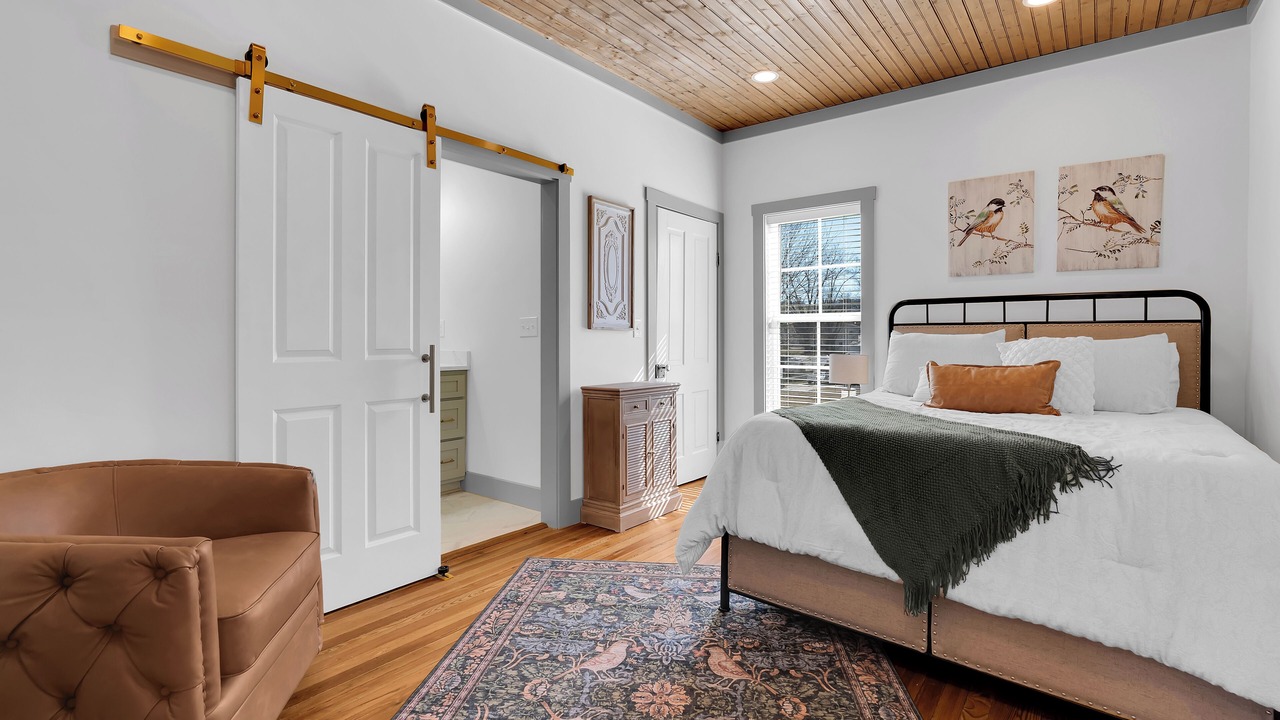 Photo of Bedroom in Lynchburg