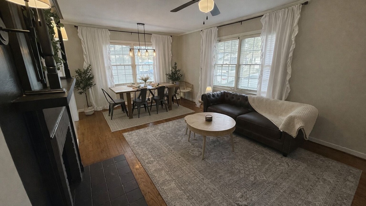Photo of Livingroom in Mobile
