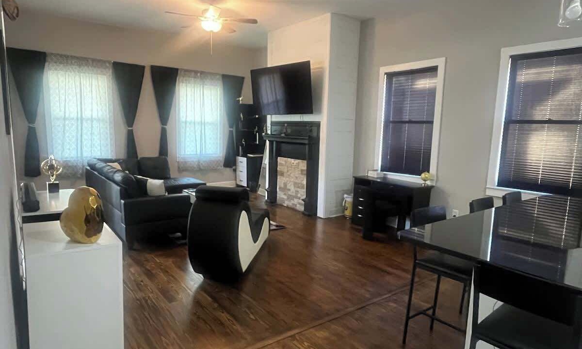 Photo of Livingroom in Montgomery
