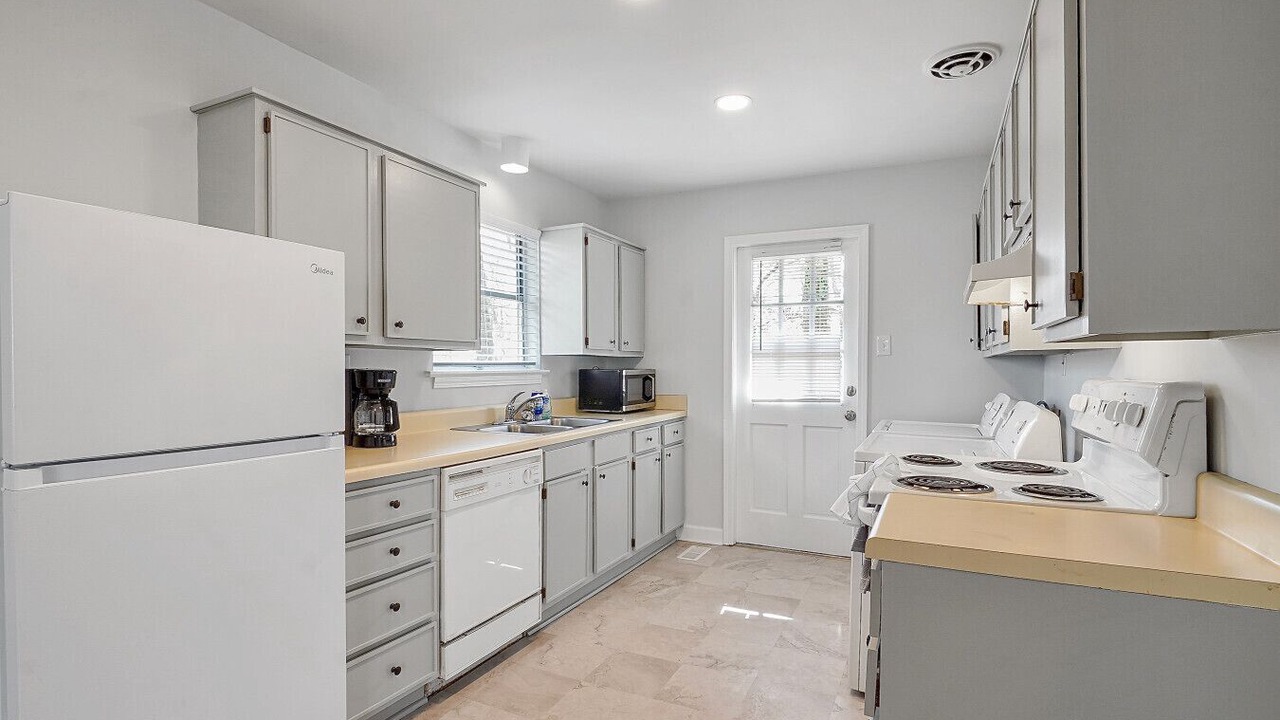 Photo of Kitchen in Crestline Heights