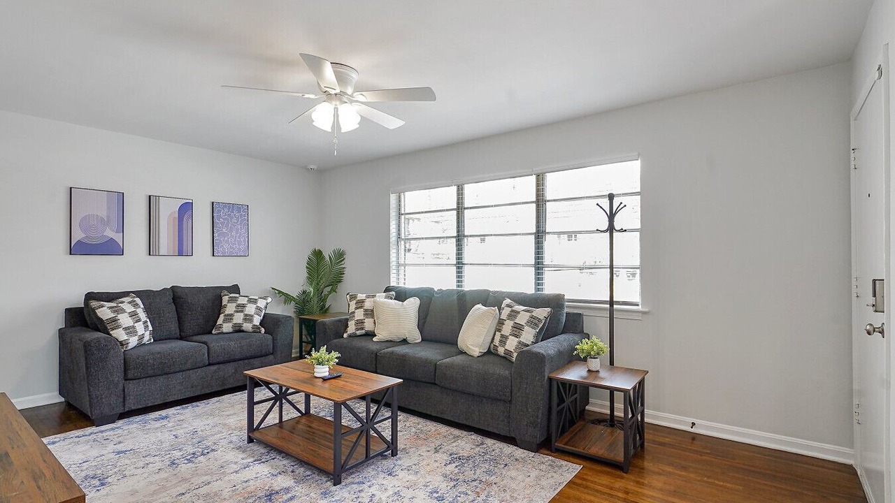 Photo of Livingroom in Crestline Heights