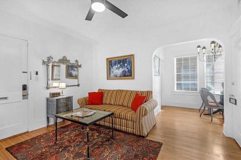 Photo of Livingroom in Hannon Park
