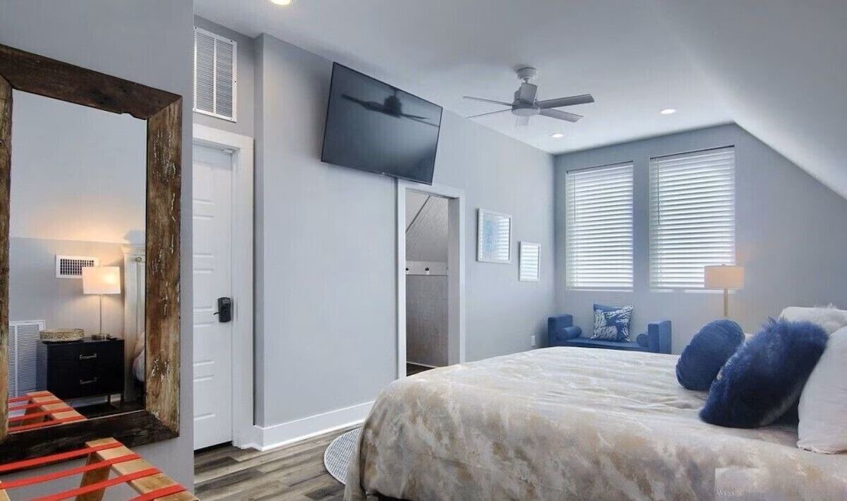 Photo of Bedroom in Surf Side Shores