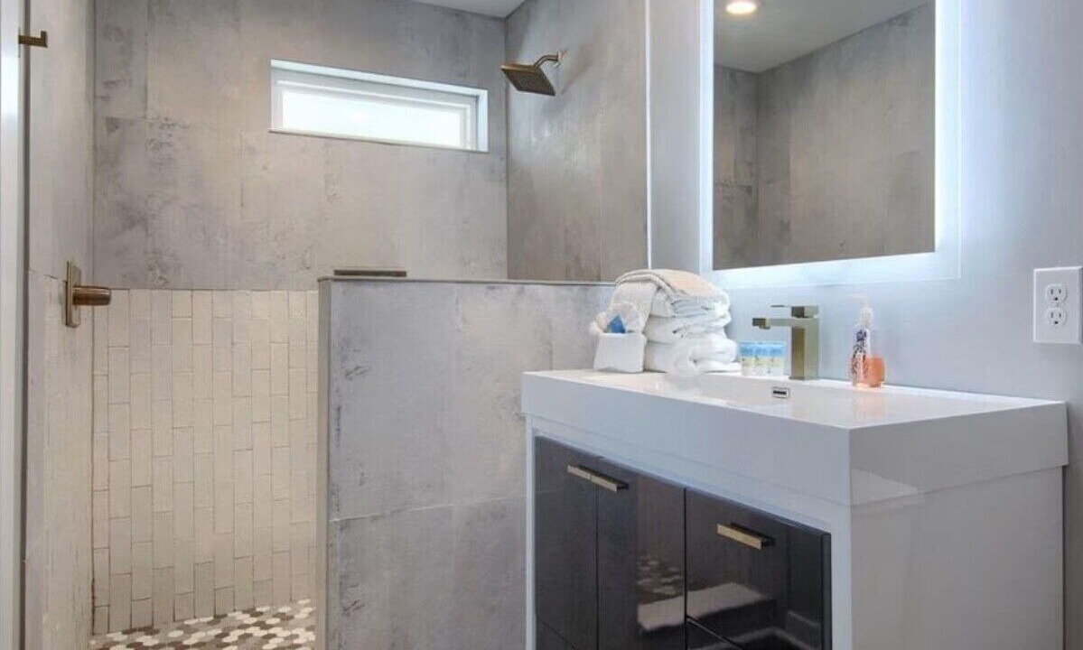 Photo of Bathroom in Surf Side Shores