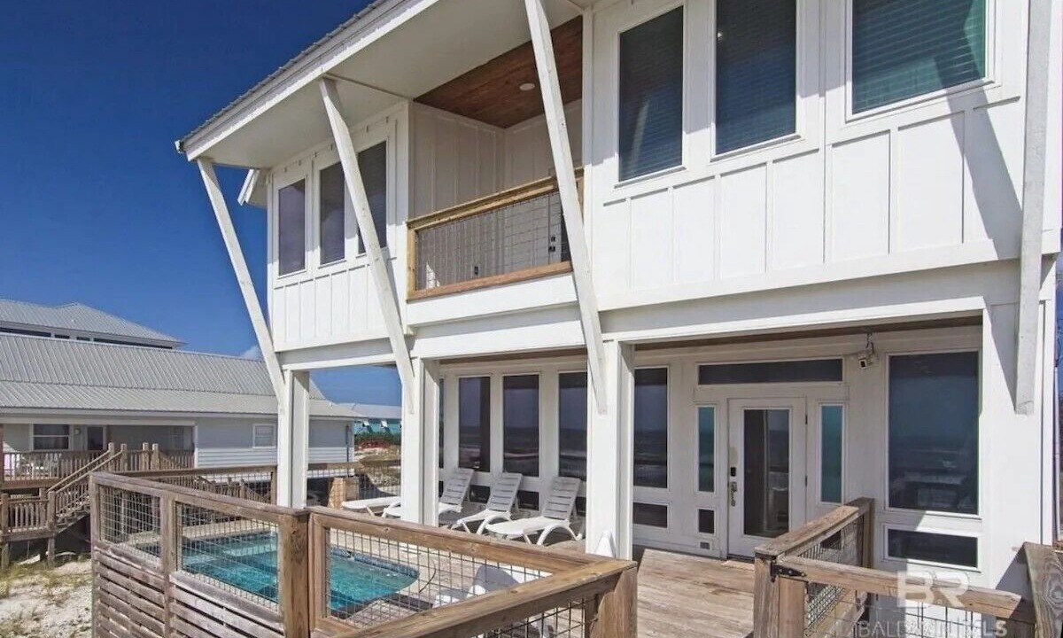 Photo of Patio Balcony in Surf Side Shores