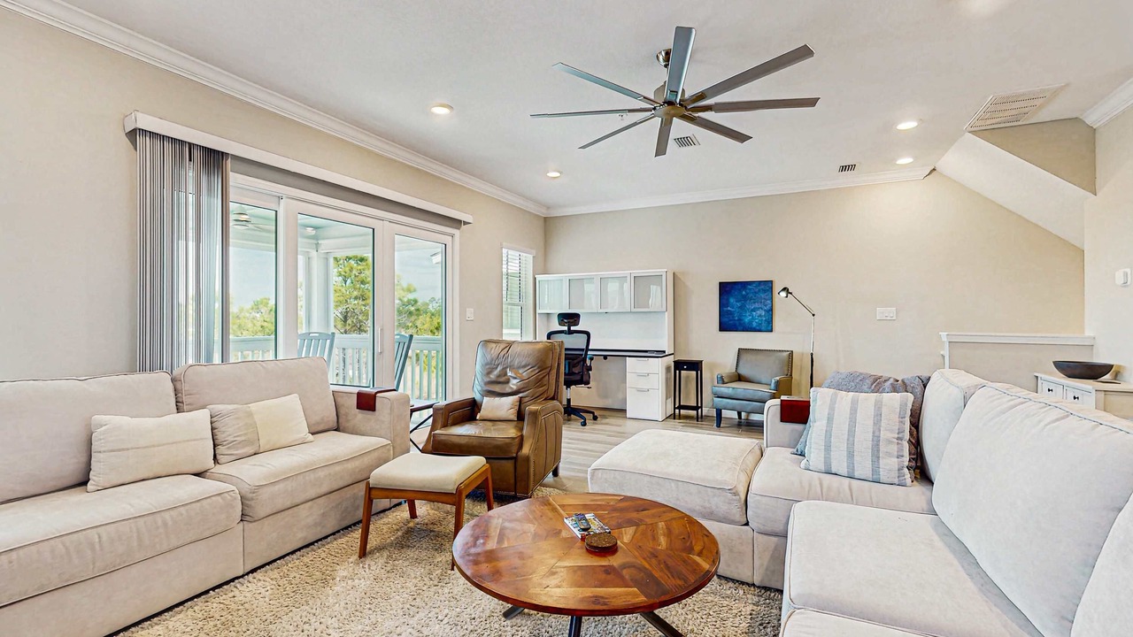 Photo of Livingroom in Ono Island
