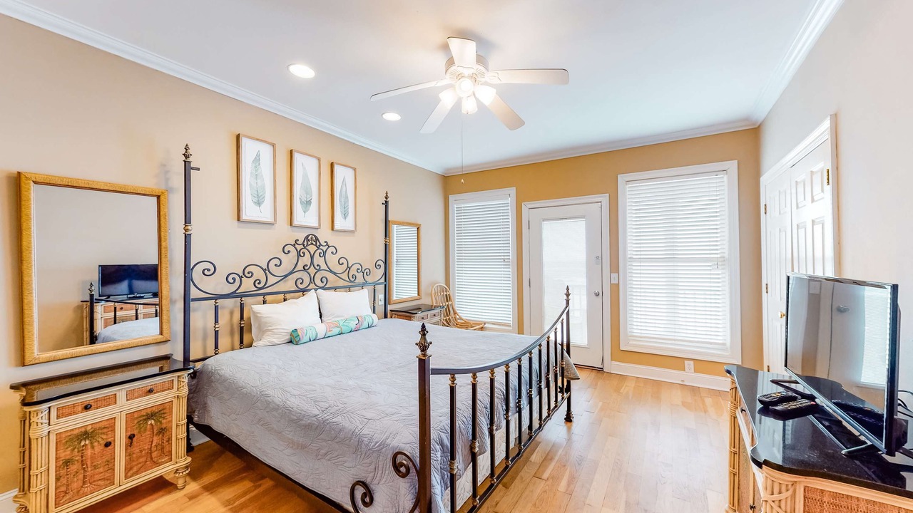 Photo of Bedroom in Southpointe