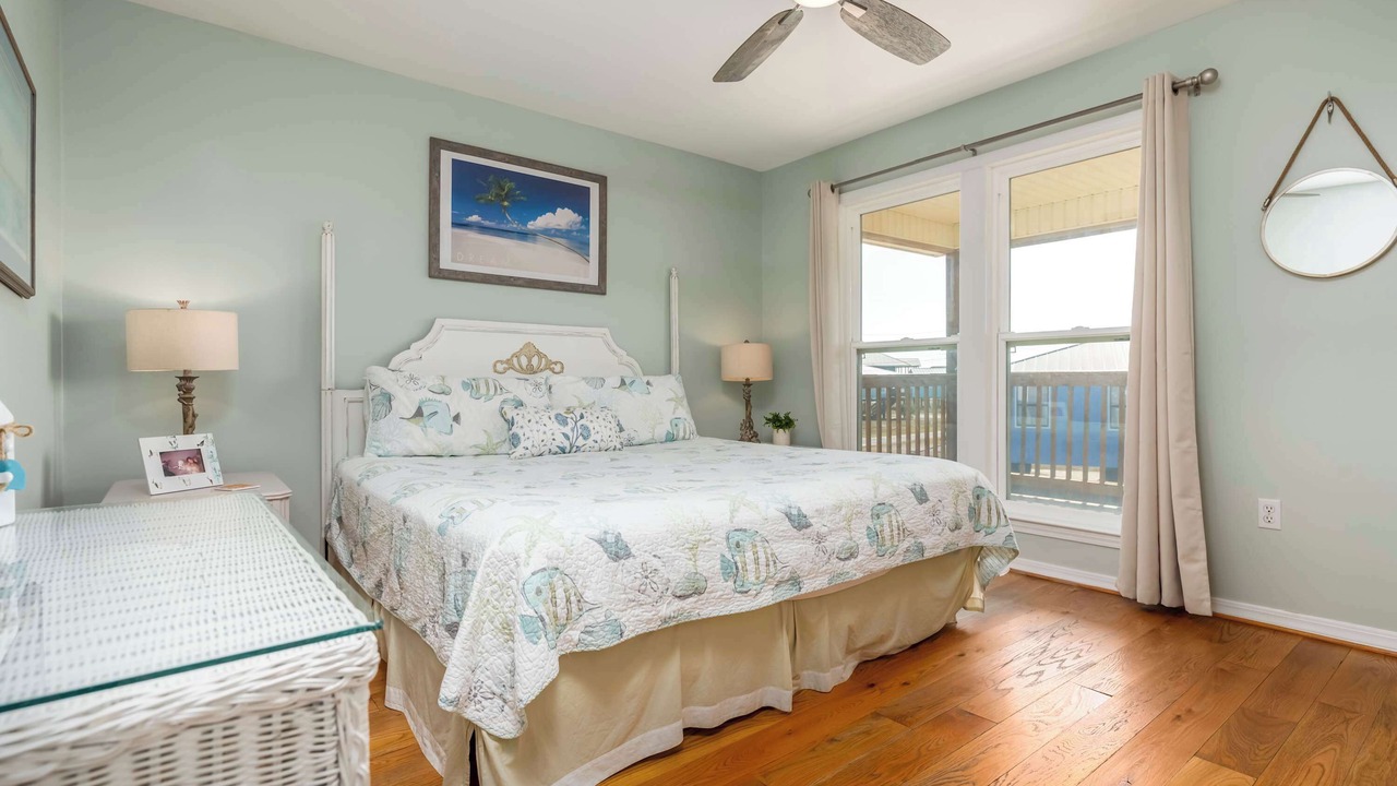 Photo of Bedroom in Dauphin Island